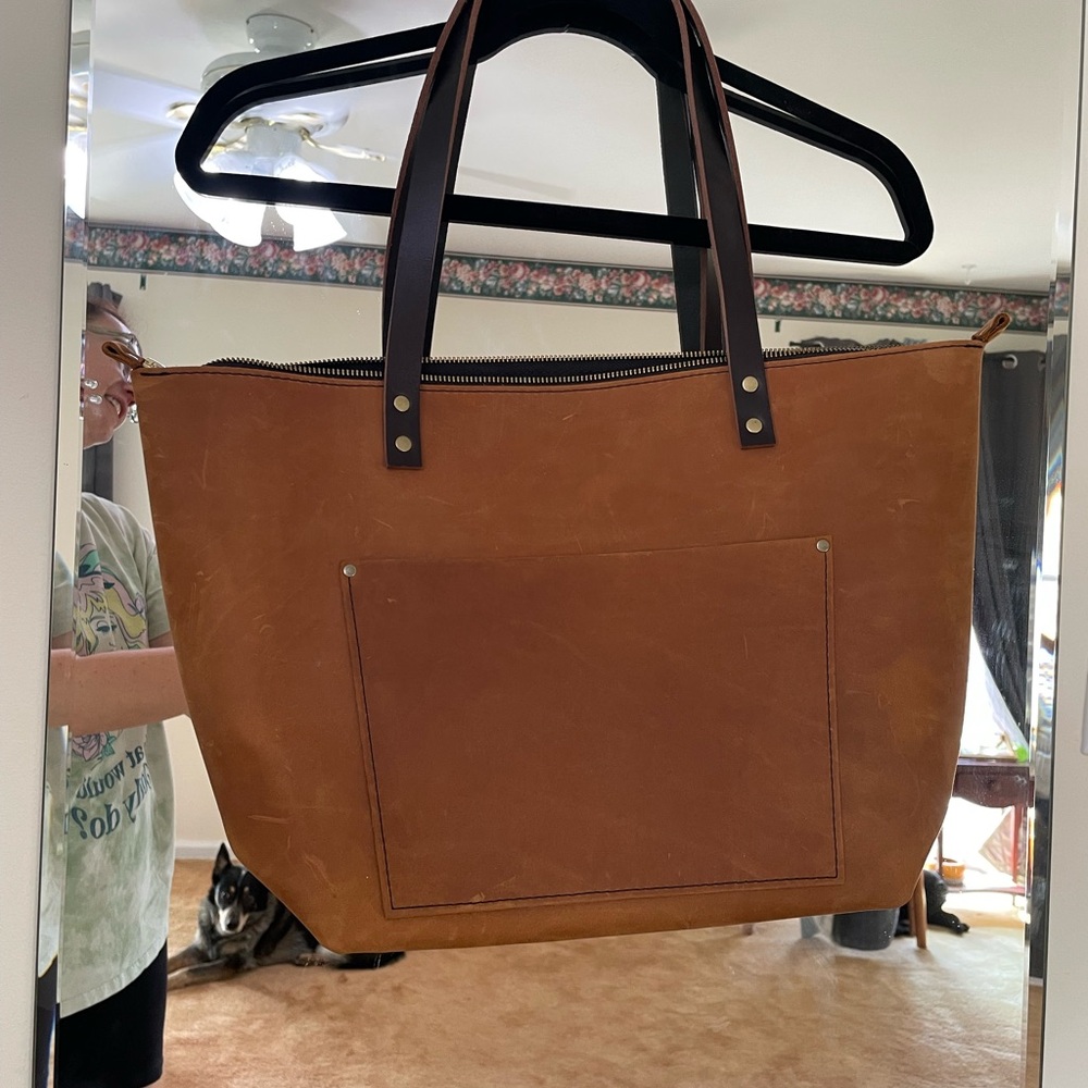 Portland Leather Medium Tote